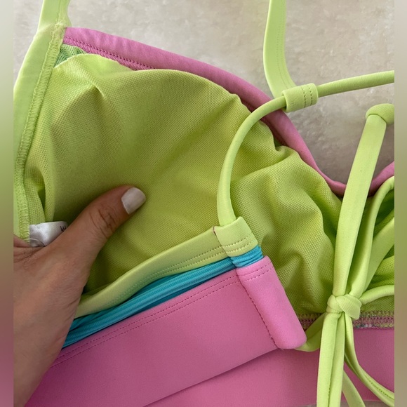 Body Glove Bikini Top and Bottom - Picture 4 of 4